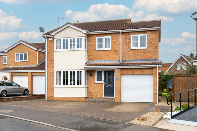 Orpean Way, Toton, NG9