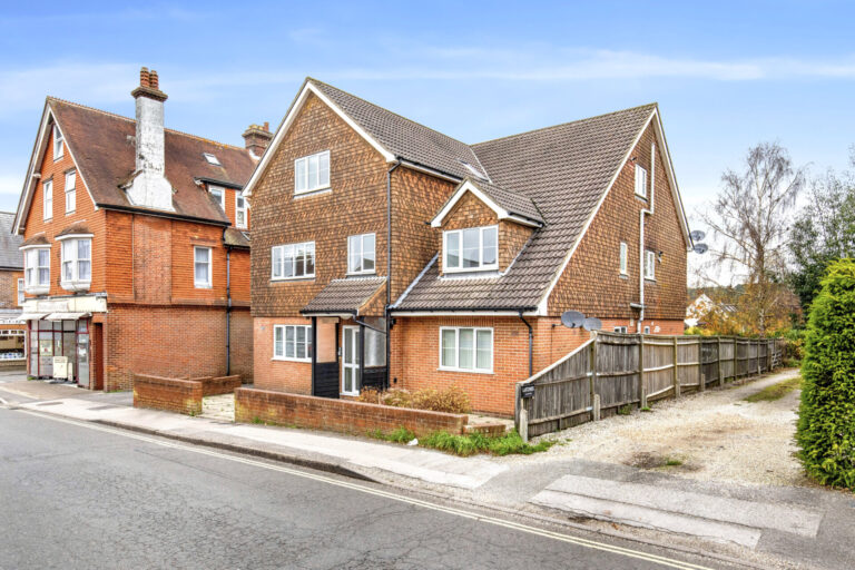 Headley Road, Grayshott, GU26