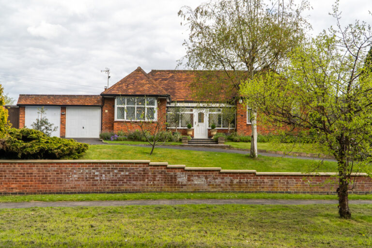 Station Road, Thurnby, LE7