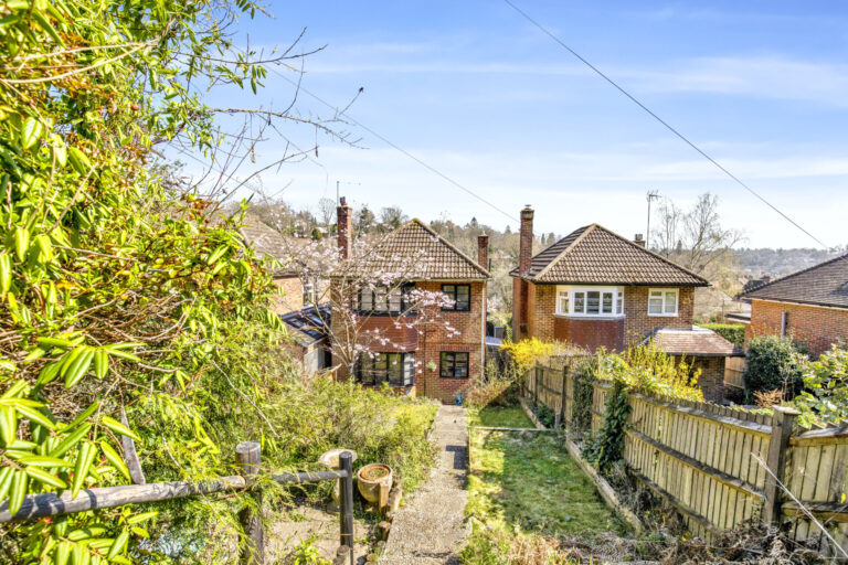Cherry Tree Avenue, Haslemere, GU27