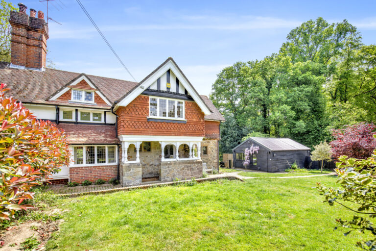 Lickfold Road, Fernhurst, GU27