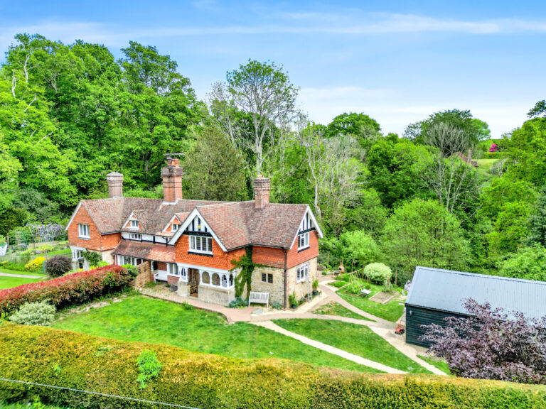 Lickfold Road, Fernhurst, GU27