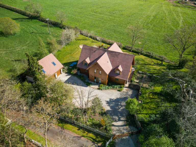 Stretton Road, Great Glen, LE8