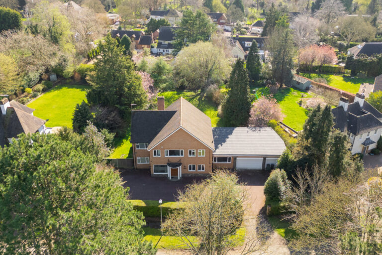 Southmeads Road, Oadby, LE2