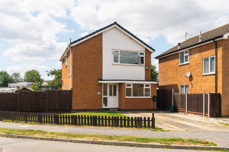 30 Batchelor Road, Fleckney, LE8