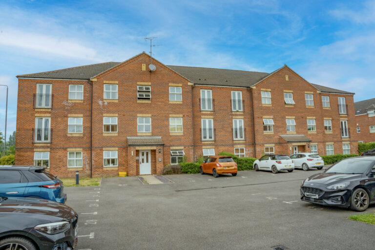 Shaw Road, Beeston, NG9
