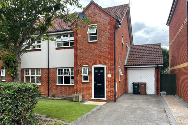 Pentstemon Drive, Swanscombe, DA10