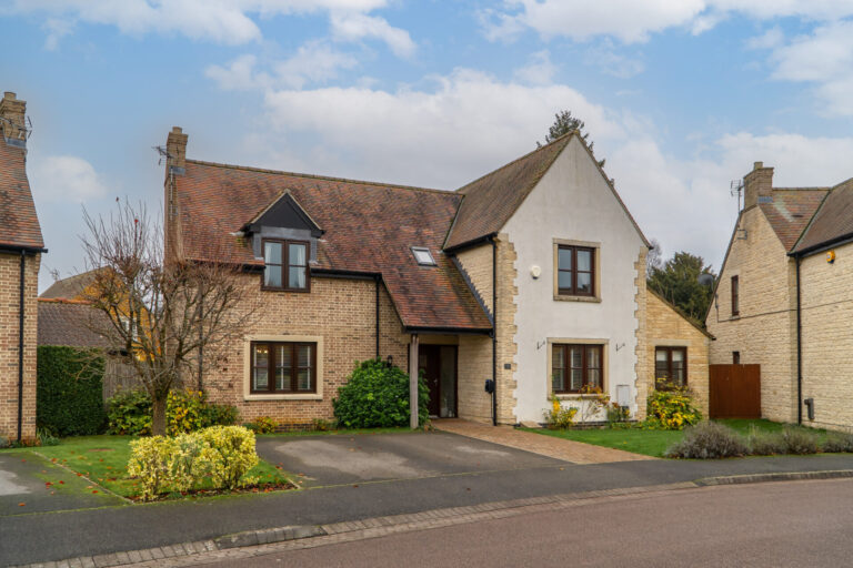 Old Manor Gardens, Wymondham, LE14