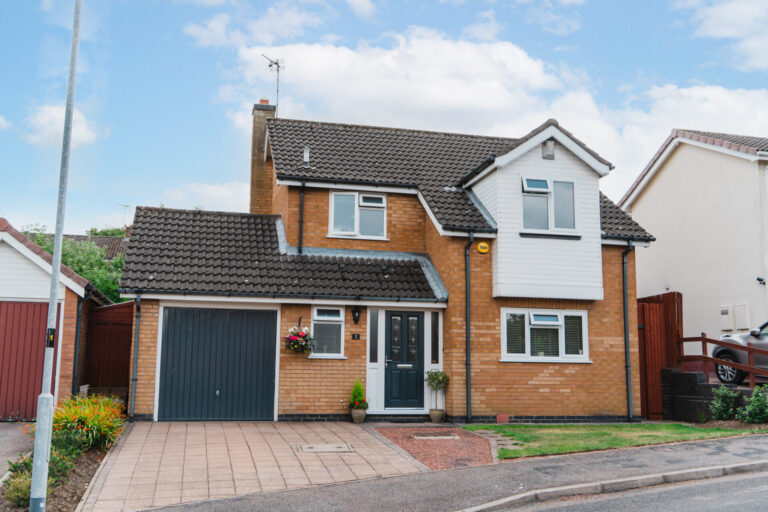 Gresley Close, Thurnby, LE7