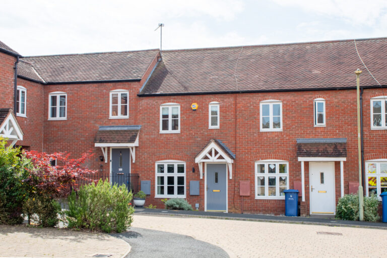Melrose Court, Banbury, OX16
