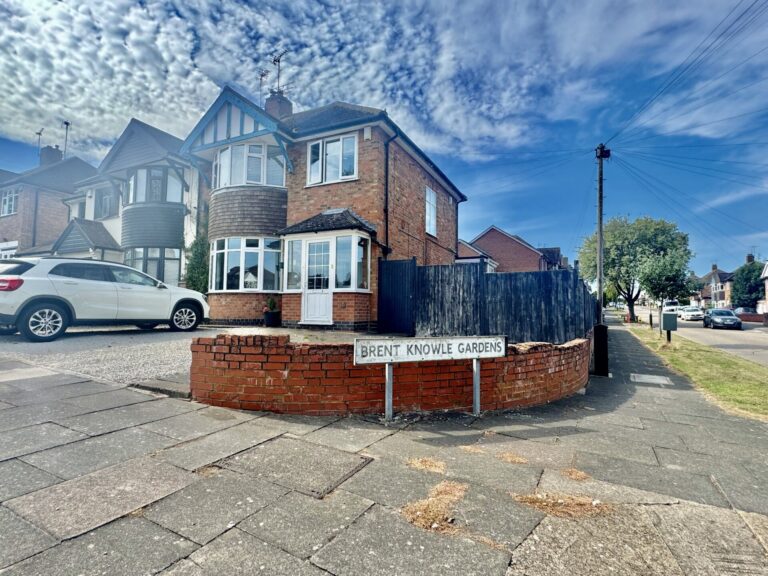 Brent Knowle Gardens, Leicester, LE5