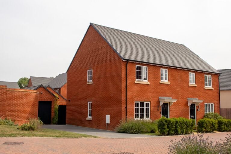 Lawrence Close, Banbury, OX16
