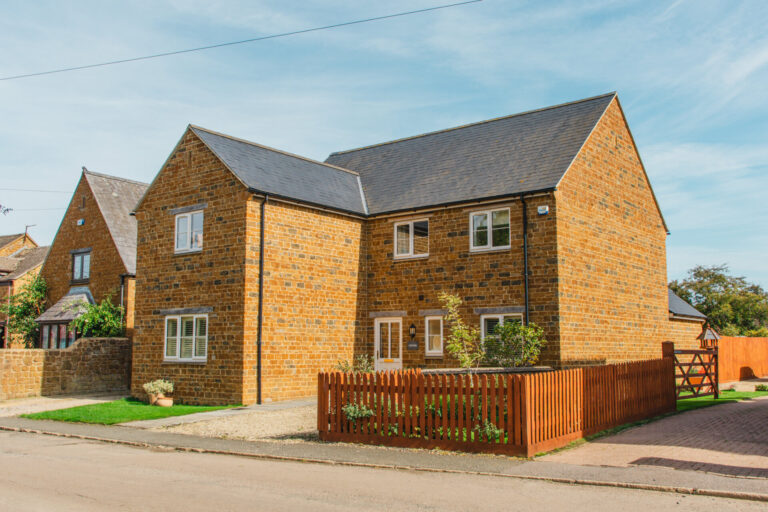 Spring Lane, Little Bourton, OX17