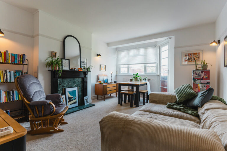 Knighton Court, Stoneygate, LE2