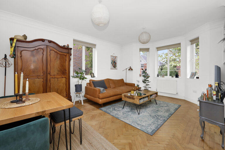 Barrowgate Road, London, W4