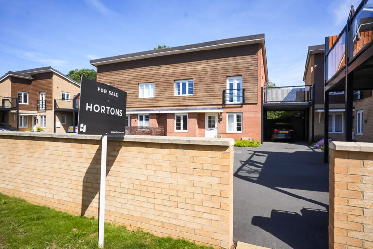 Holbrook Way, Barleythorpe, LE15