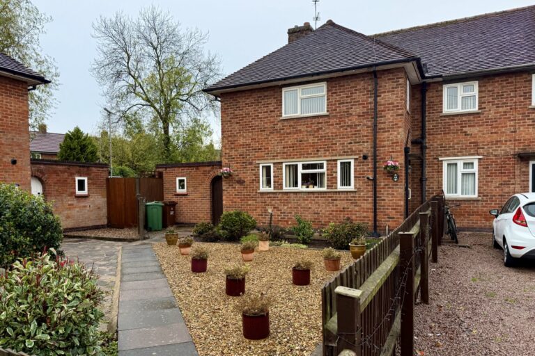 Maple Road, Loughborough, LE11