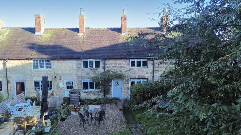 CHAMBERS ROW, Melbourne