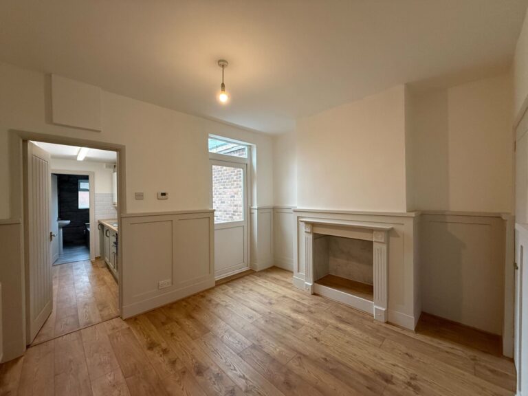 Old Grimsbury Road, Banbury, OX16