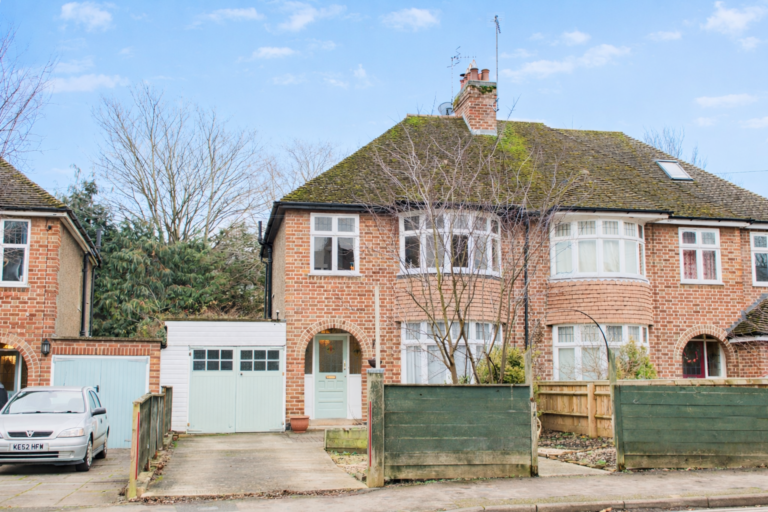 Bath Road, Banbury, OX16