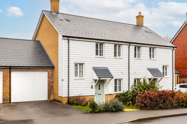 Millennium Way, Heathfield, TN21