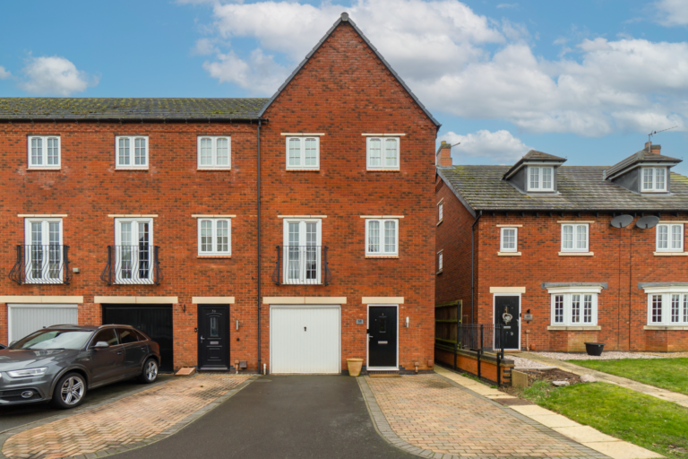 Empingham Drive, Syston, LE7