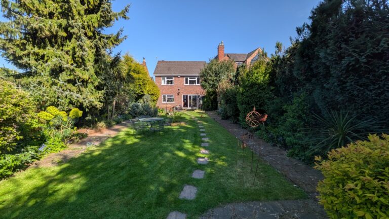 Cliffe Road, Birstall, LE4