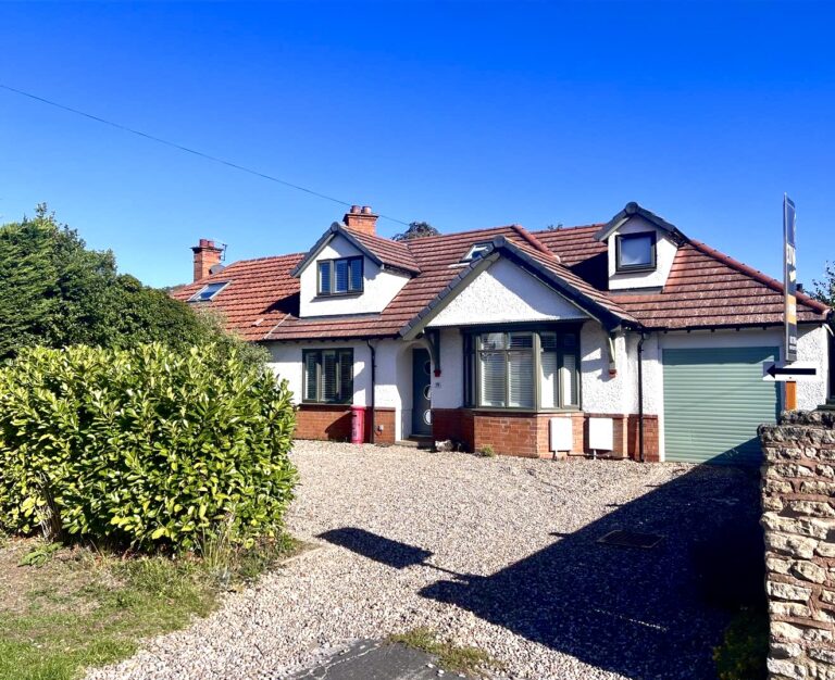 Loxley Road, Stratford-Upon-Avon, CV37