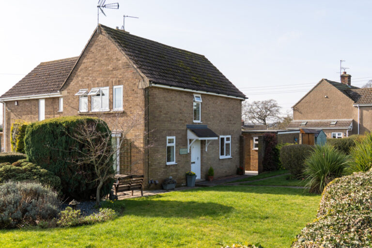 Campden Close, Exton, LE15