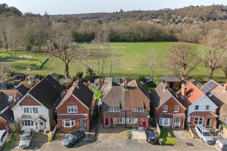 New Road, Haslemere, GU27