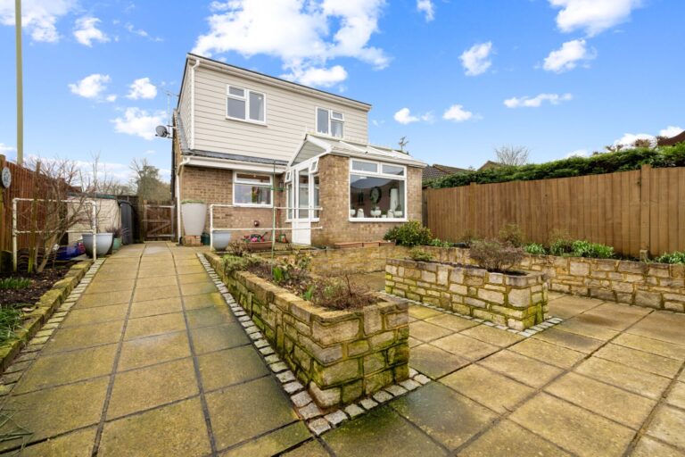 Jacaranda Road, Bordon, GU35