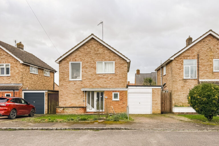 Blackwood Place, Bodicote, OX15