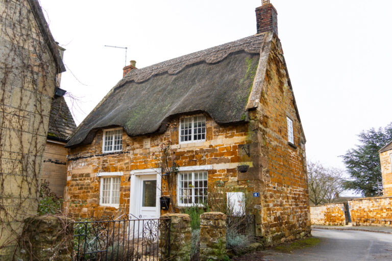 The Green, Caldecott, LE16