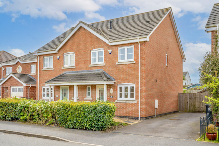 Windmill Close, Waingroves, DE5