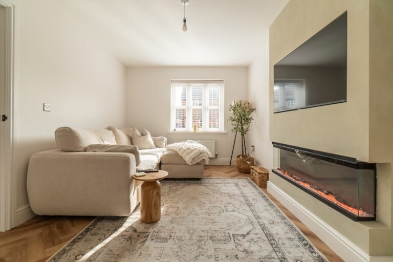 Meteor Way, Whetstone, LE8