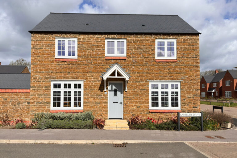 Sansbury Drive, Banbury, OX16