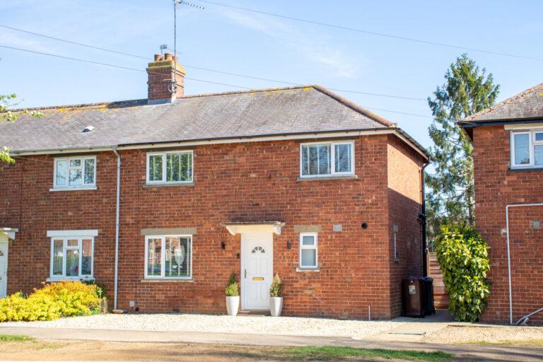 Grange Road, Banbury, OX16