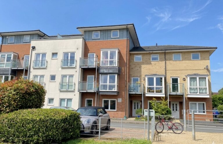 Trent Place, Warwick, CV34