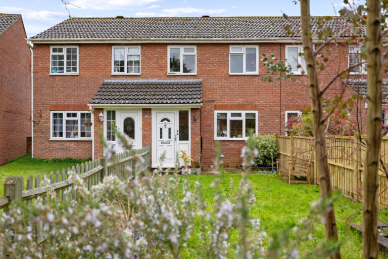 Blackthorne Close, Bordon, GU35