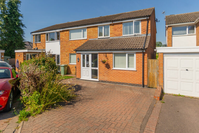 Crossleys, Fleckney, LE8