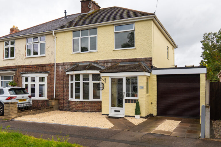 Plantation Avenue, Leicester, LE2