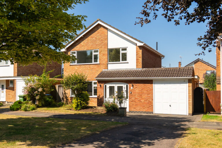 Alder Crescent, Lutterworth, LE17