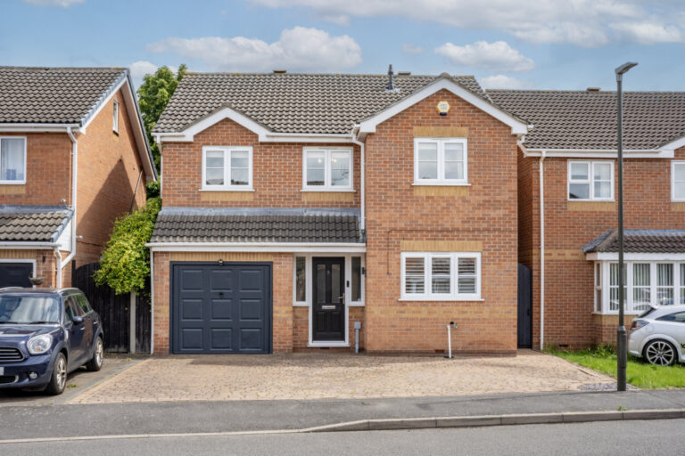 Penmoor Close, Long Eaton, NG10