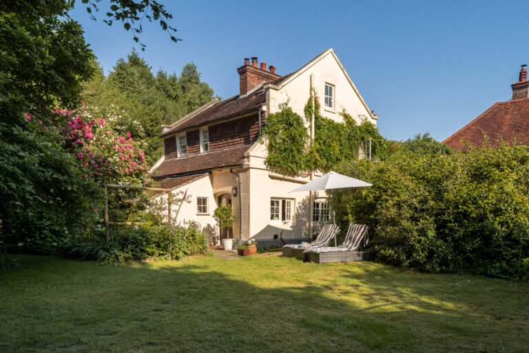 Portland Square, Old Heathfield TN21